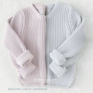 Women’s Sweaters, knits and cardigans.
